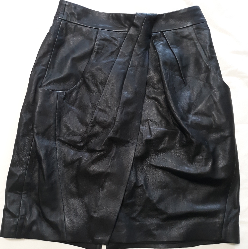 Halogen black real leather mini skirt with pockets
